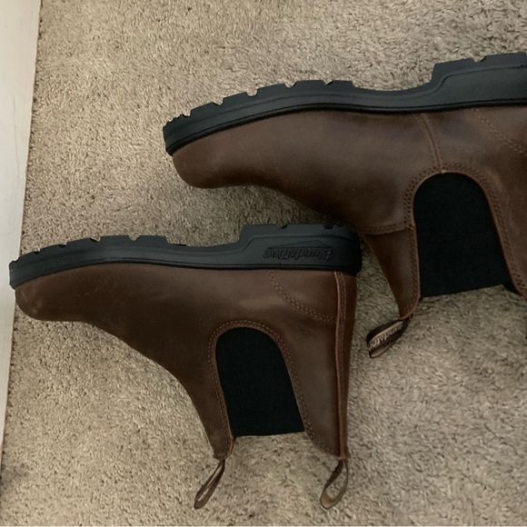 Blundstone Brown Ankle Boots - Picture 8 of 10